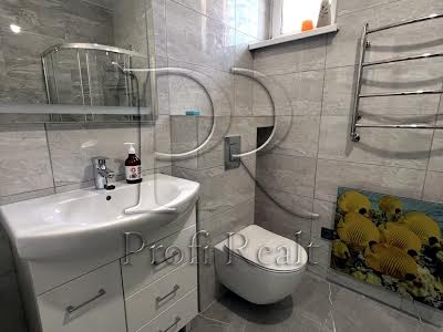 квартира за адресою Регенераторна вул., 4 к9