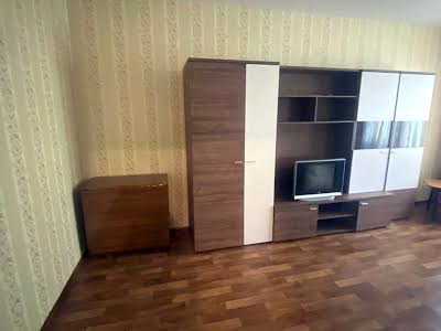 квартира за адресою Михайла Максимовича вул. (Онуфрія Трутенка), 7-В