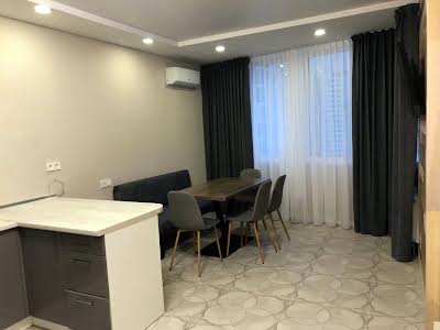 квартира за адресою Андрія Аболмасова вул. (Панельна), 7