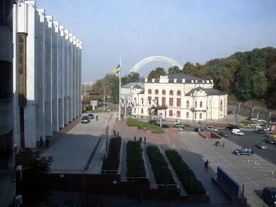 квартира по адресу Крещатик ул., 4