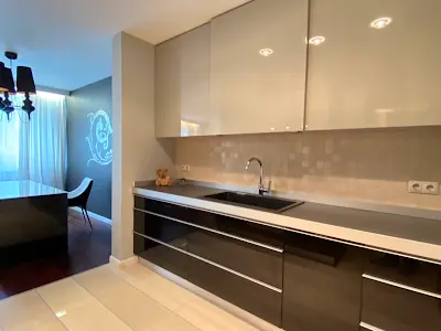 квартира за адресою Верховинна вул., 35