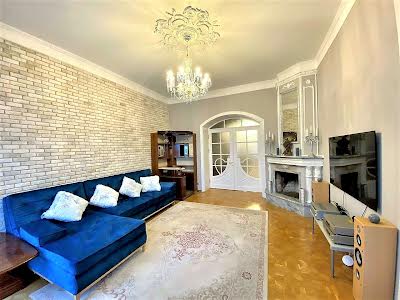 квартира за адресою Михайла Коцюбинського вул., 5