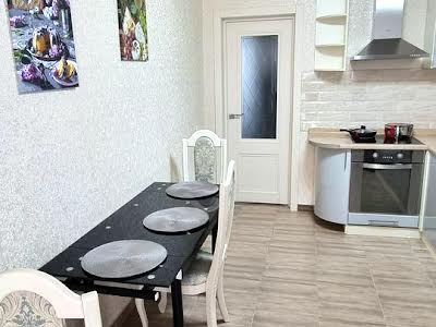 квартира за адресою Миколи Гулака вул., 4