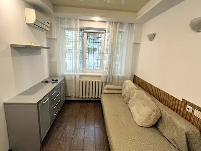 квартира за адресою Академіка Вернадського бульв., 67
