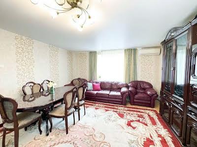 квартира по адресу Приречная ул., 5