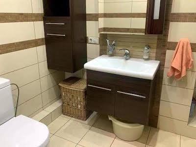 квартира за адресою Срібнокільська вул., 1