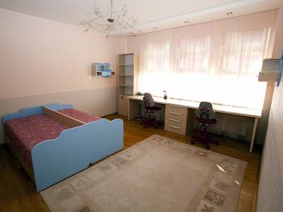 квартира по адресу Панаса Мирного ул., 8