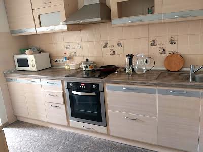 квартира за адресою Зарічанська вул., 32