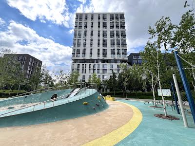 квартира за адресою Салютна вул., 2к6