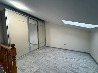 будинок за адресою с. Софіївська борщагівка, Курінна, 22г