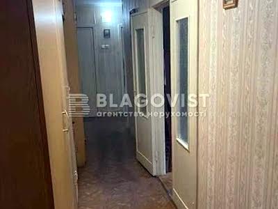 квартира по адресу Авиаконструктора Антонова ул., 11