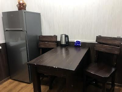 квартира за адресою Потебні вул., 2