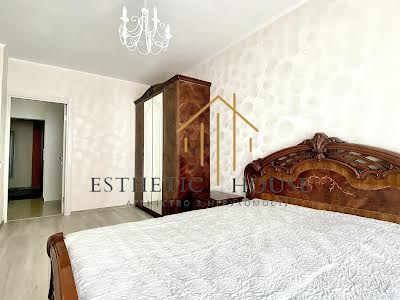 квартира за адресою Боголюбова вул., 9б