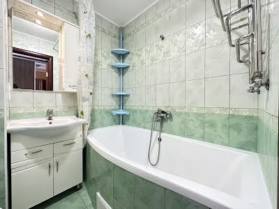 квартира по адресу Урловская ул., 23