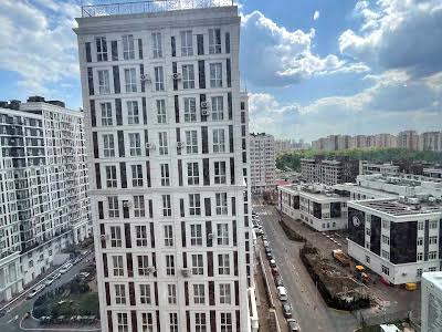 квартира за адресою Михайла Максимовича вул. (Онуфрія Трутенка), 28-Е