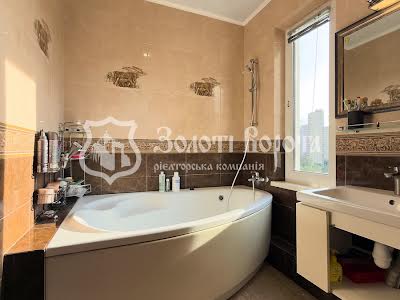 квартира за адресою Петра Григоренка просп., 12
