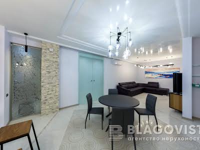 квартира по адресу Пирогова ул., 2/37б