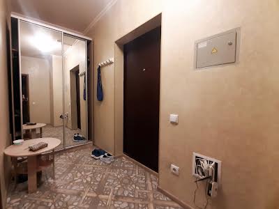 квартира за адресою Михайла Донця вул., 2а