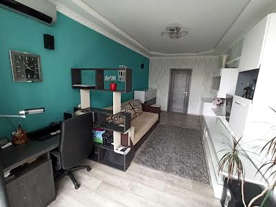 квартира за адресою Драгоманова вул., 2Б