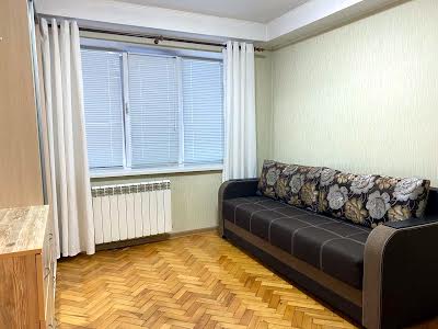 квартира за адресою Сергія Набоки пл., 2