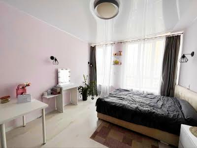 квартира за адресою Каховська вул., 62А