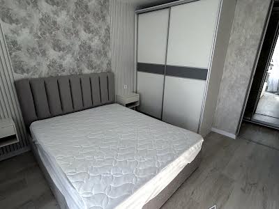 квартира за адресою Академіка Білецького вул., 8