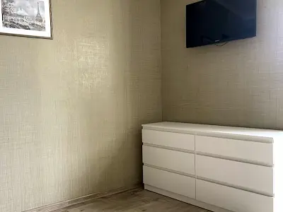 квартира за адресою Дніпровська набережна вул., 19-В