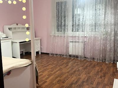 квартира за адресою Дніпровська набережна вул., 19