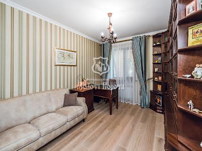 будинок за адресою Зоряна, 33