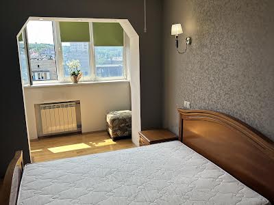квартира за адресою Голосіївський просп. (40-річчя Жовтня), 15-А