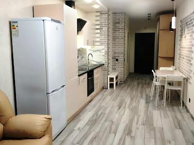 квартира по адресу Елены Телиги ул., 25