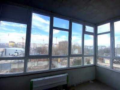 квартира по адресу Степана Бандери ул., 32/1