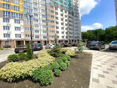 квартира за адресою Олени Пчілки вул., 2