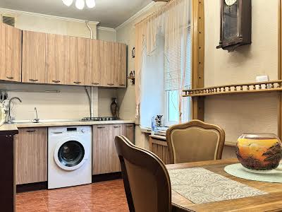 квартира за адресою Митрополита Василя Липківського вул. (Урицького), 17
