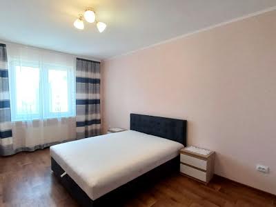 квартира за адресою Коноплянська вул., 22-А