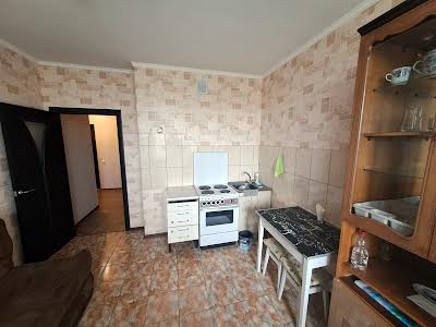 квартира за адресою Миколи Закревського вул., 103