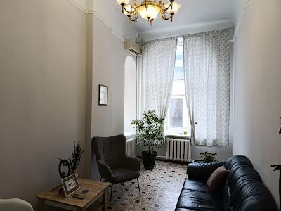 квартира по адресу Софиевская ул., 17/15