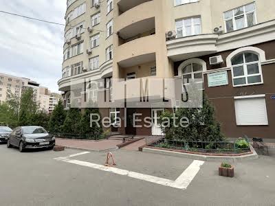 квартира за адресою Драгоманова вул., 40-З