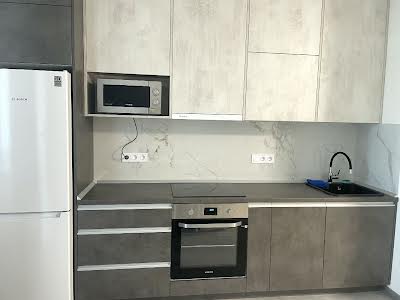 квартира по адресу Ревуцкого ул., 40-Б