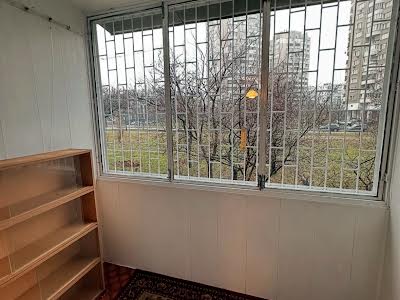 квартира за адресою Дарницький бульв., 4