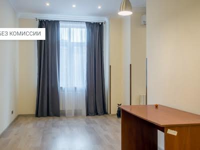 коммерческая по адресу Лютеранская ул., 10-А
