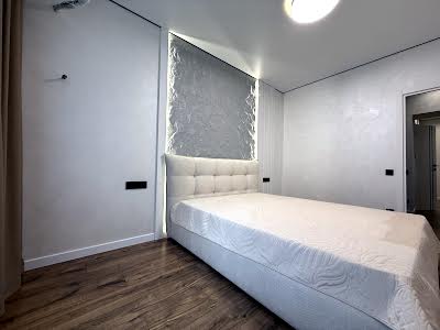 квартира за адресою Молодіжна, 8