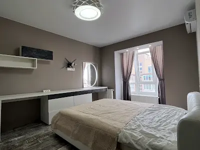 квартира по адресу с. Святопетровское, Леси Украинки бульв., 10