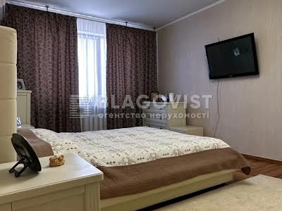 квартира по адресу Старонаводницкая ул., 4-Б