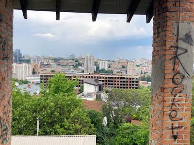 будинок за адресою Привітна вул., 4