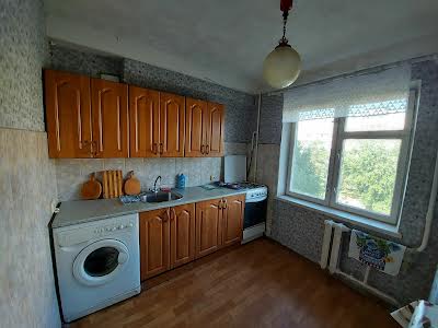 квартира за адресою Київ, Братиславська вул., 38