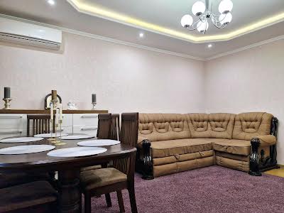 квартира по адресу Святошинская ул., 27