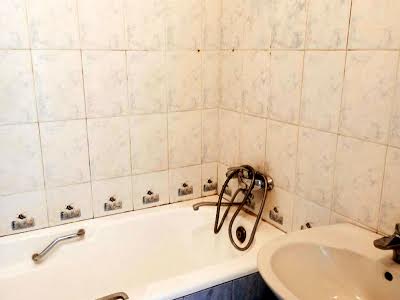квартира за адресою Нескорених вул., 48Д