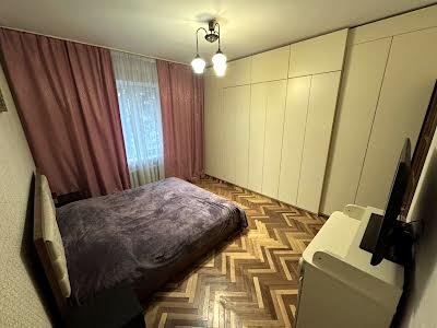 квартира за адресою Донецька вул., 18/2
