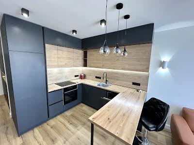 квартира за адресою Дніпровська набережна вул., 18А